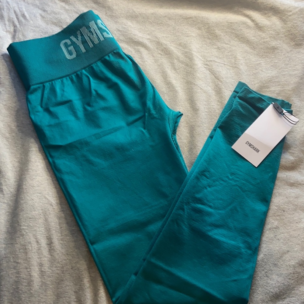 Gymshark Charged Emerald leggings